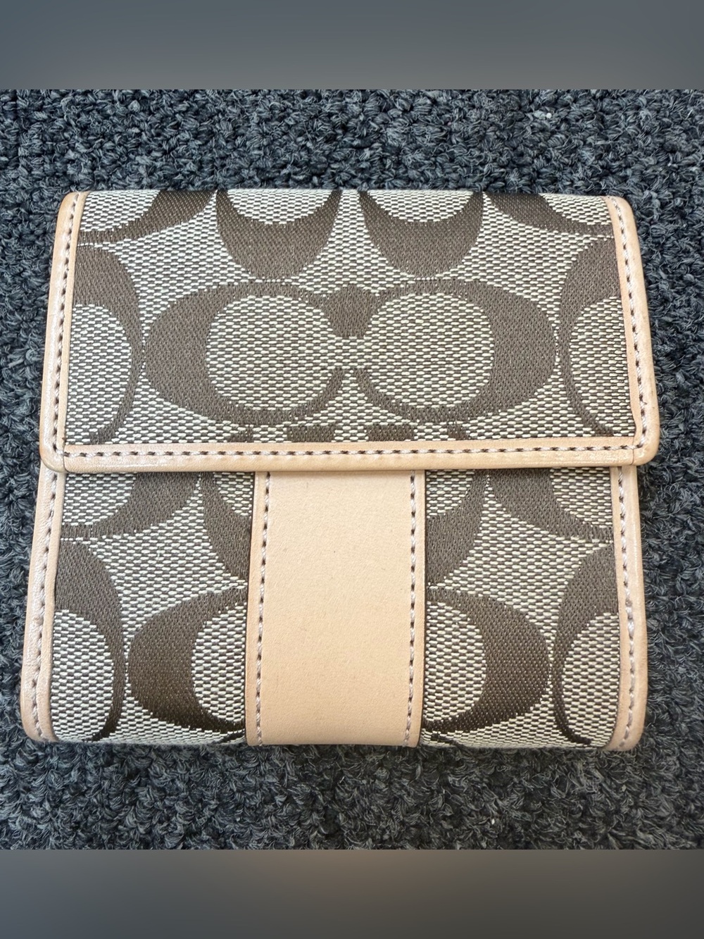 Coach Signature Mini Wallet Khaki 6056 - Picture 2 of 5